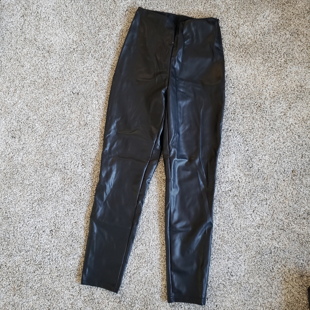 Fabletics vegan leather zip up leggings